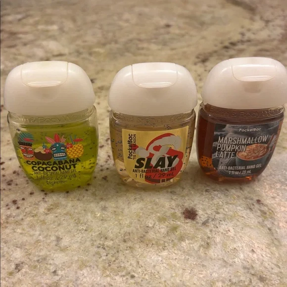 Bath & Body Works Assorted Hand Sanitizers and PocketBac Holders - Picture 7 of 8